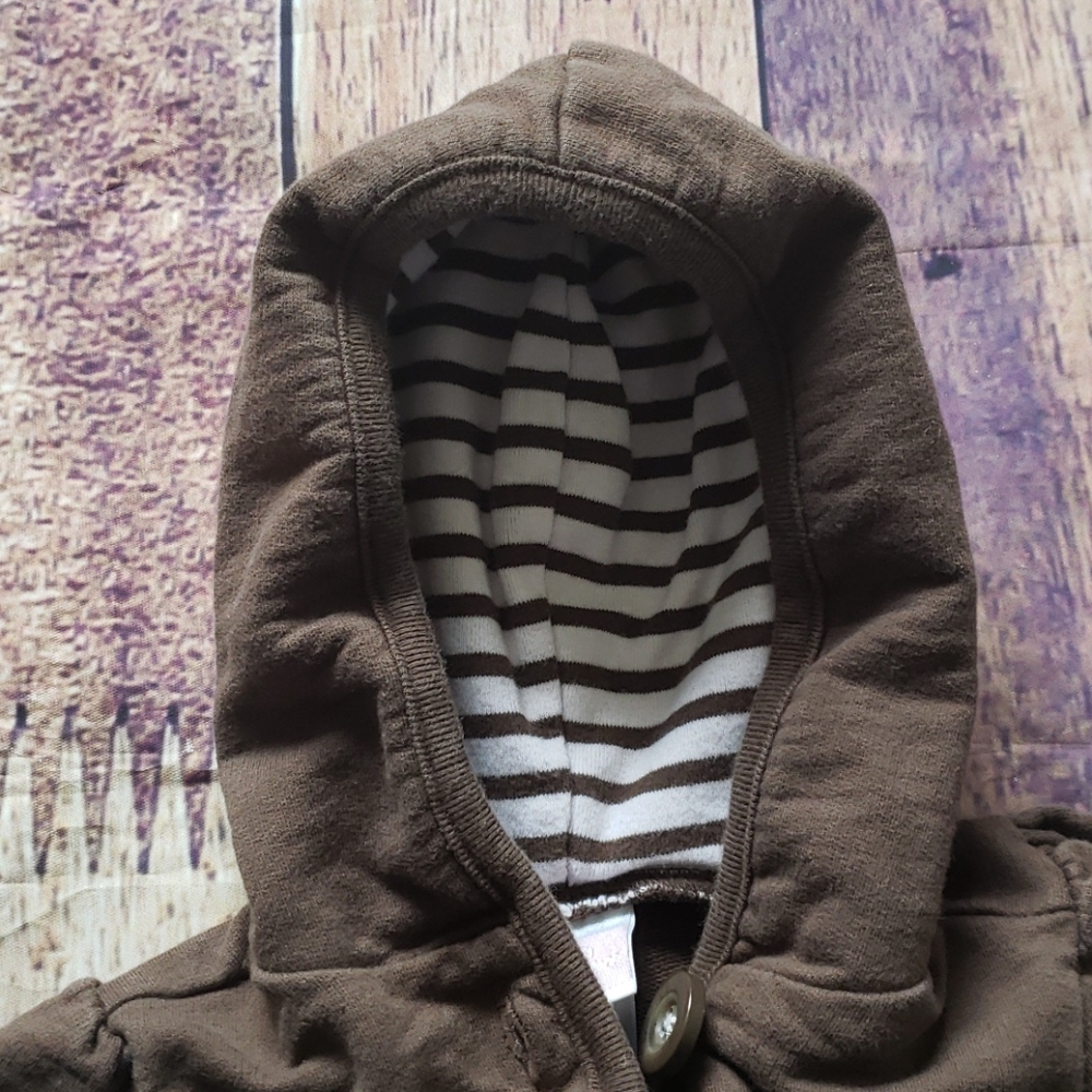 Brown Sweater with Hood - Picture 3 of 3